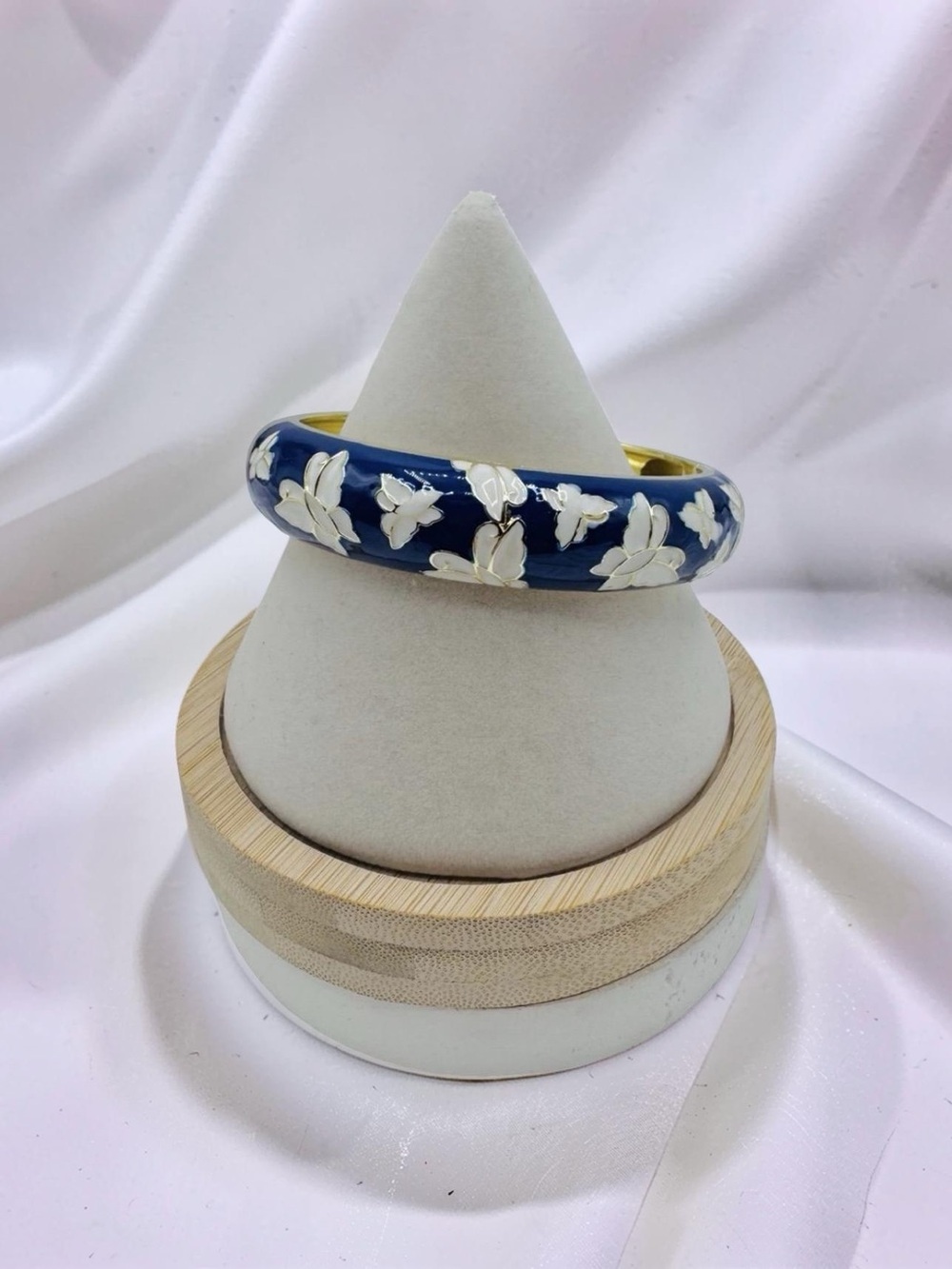 Blue Butterfly Enamel Hinged Bangle Bracelet Gold Tone White Butterfly Motif